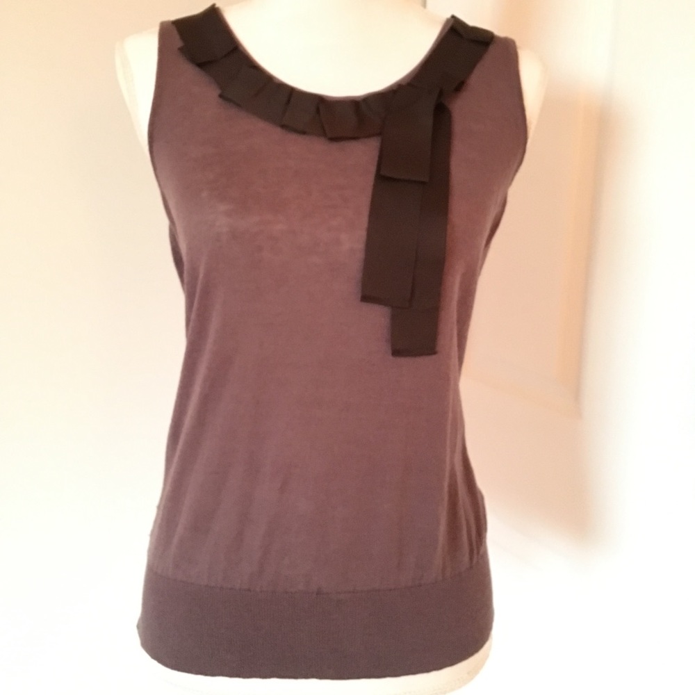 LOFT Linen/Cotton sleeveless shirt